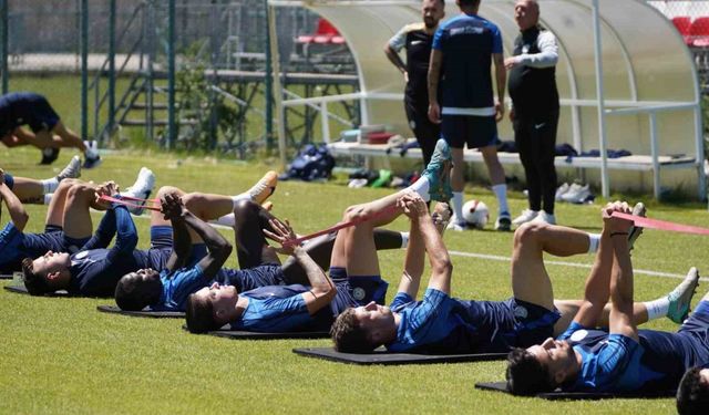 Çaykur Rizespor, Erzurum’da yeni sezon hazırlıklarına başladı