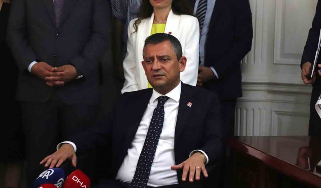 CHP Genel Başkanı Özel: "Emekliye ve asgari ücrete enflasyon oranında zam bekliyoruz"