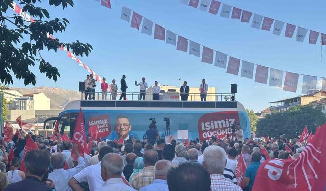 CHP Genel Başkanı Özel, Malatya’da partililerle buluştu