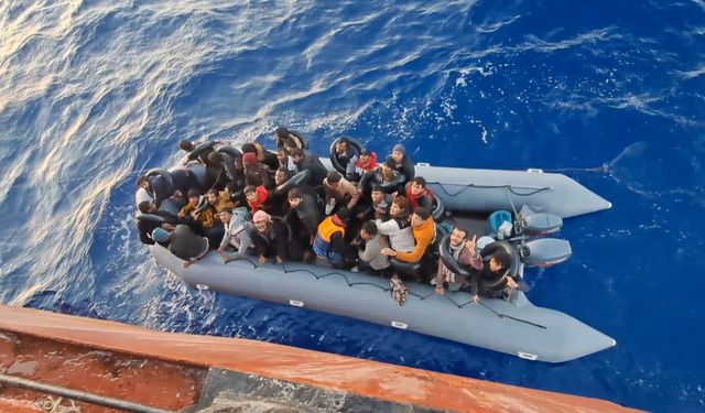 Diyarbakırlı kaptan Girit Adası açıklarında 37 göçmeni kurtardı