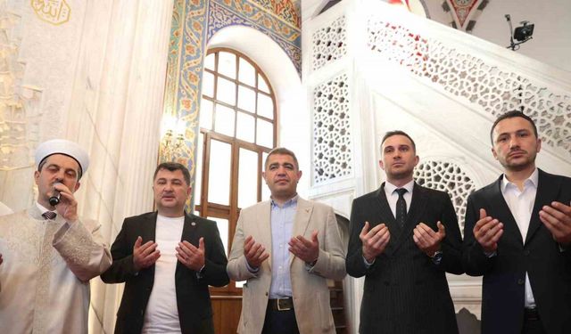 Düzce’de kurban bayramı kutlamaları camide başladı