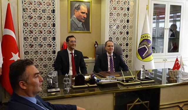 Fatih Erbakan, Tavşanlı ve Tepecik belediye başkanlarını tebrik etti