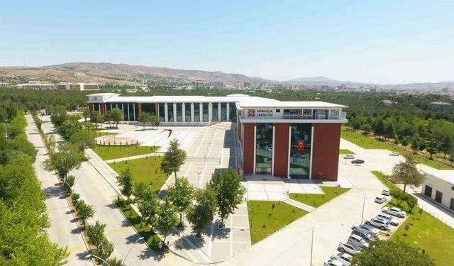 Fırat Üniversitesi dünya sıralamasında ilk bine girdi