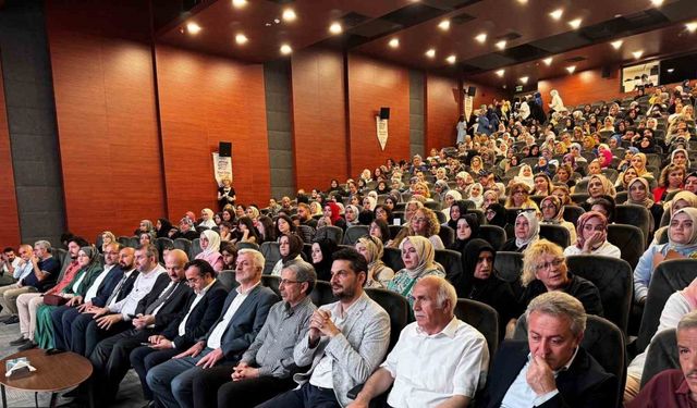 "Hayat Boyu Öğrenme Hanımeli Sergisi" Güngören’de açıldı