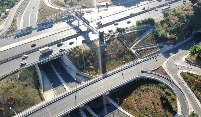 İstanbul’da bayramın 1. gününde yollar boş kaldı