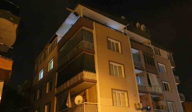 İzmir’de karısını boğarak öldüren şahıs intihar etti