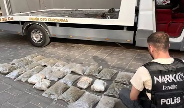 İzmir’de oto kurtarıcıdan 19 kilogramın üzerinde uyuşturucu ele geçirildi