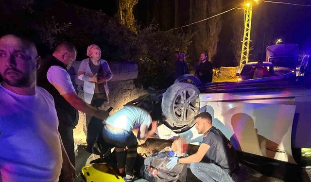 Kağızman’da otomobil takla attı: 2 yaralı
