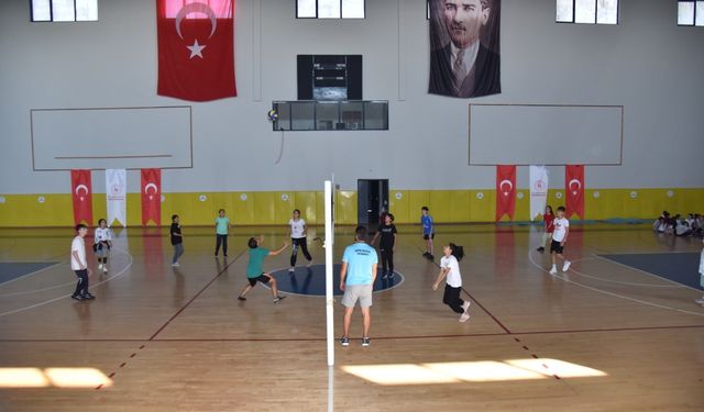Kartepe’de yaz spor okulları sezonu açılıyor
