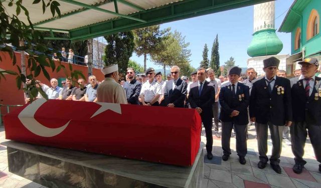 Kıbrıs gazileri törenle sonsuzluğa uğurlandı