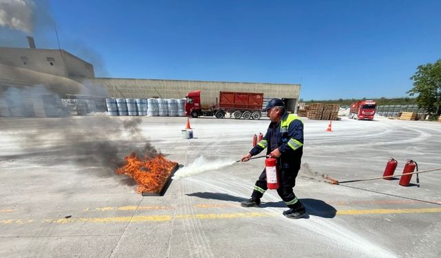 Kocaeli İtfaiyesi’nden fabrikalarda "acil durum" tatbikatı