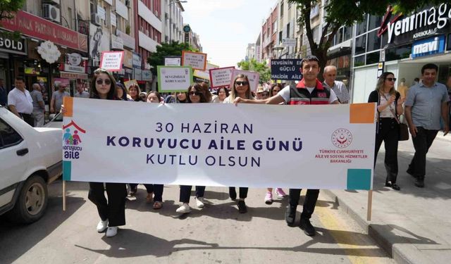 "Koruyucu Aile Günü" için Kırıkkale’de anlamlı yürüyüş