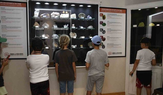 Kuşadası’nın müzeleri İzmir’den gelen öğrencileri ağırladı