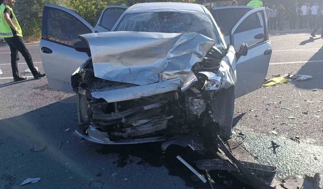 Malatya’da ticari araç ile otomobil çarpıştı: 6 yaralı
