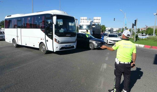 Malatya’da trafiği felç eden kaza: 3 yaralı