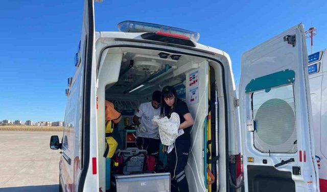 Mardin’deki hasta bebek ambulans uçakla İstanbul’a sevk edildi