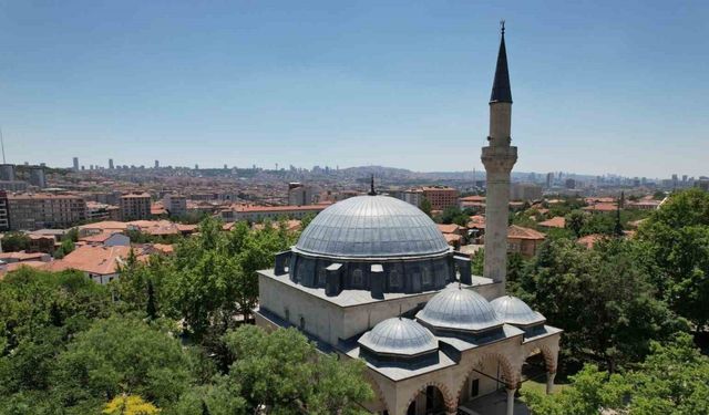 Mimar Sinan ekolünün Ankara’daki tek örneği olan Cenab-ı Ahmet Paşa Camii’nde 5 asırdır ezan sesi yükseliyor