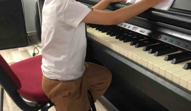 Muğla’da çocuklar müzik atölyeleri ile gelişimlerine katkı sağlıyor