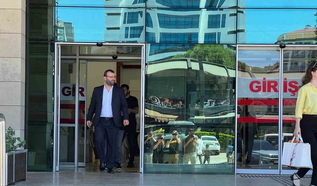 Ogün Samast İstanbul’da görülen duruşmaya katılmak üzere geldiği Trabzon Adliyesi’nden ayrıldı