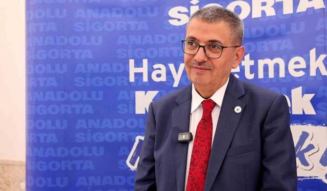 Rektör Kutluhan: “Yapay zekâya her birimin uyum sağlaması açısından her birimi teşvik ediyoruz”