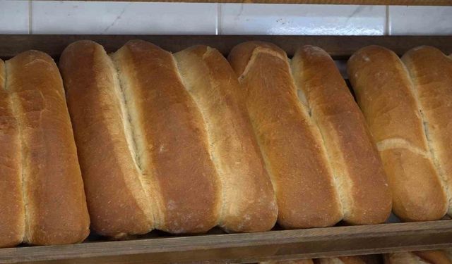 Rize’ye özgü ’baston ekmeği’ diğer ekmeklere göre daha yavaş bayatlıyor