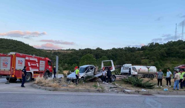 Samsun’da 2 otomobil çarpıştı: 2’si ağır 9 yaralı