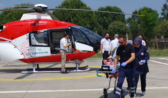 Samsun’da ambulans helikopter yaşlı kadın için havalandı