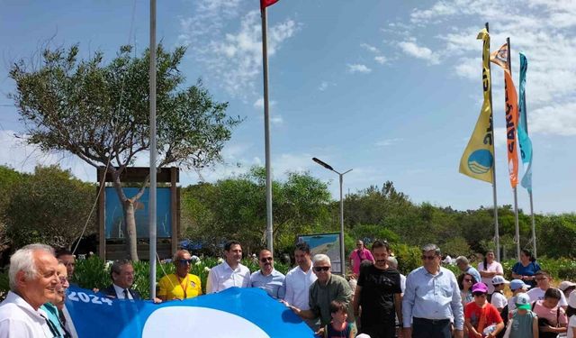 Sarıgerme Sarçed Plajı’nda çevre şenliği ve mavi bayrak töreni yapıldı
