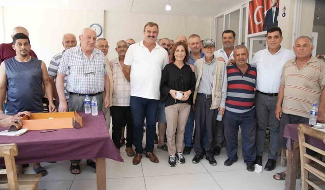 Seyhan Belediye Başkanı vatandaşların sorunlarını dinledi