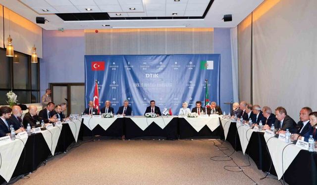 Siirt TSO Başkan Kuzu, Cezayir’deki Türk İş Dünyası Buluşması’na katıldı