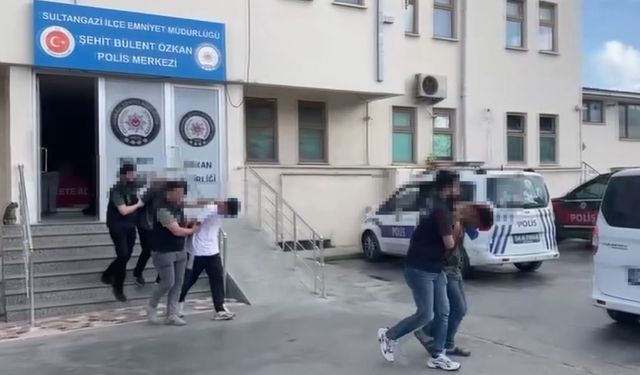 Sultangazi’de bebeği cami önüne bırakan şahıslar yakalandı