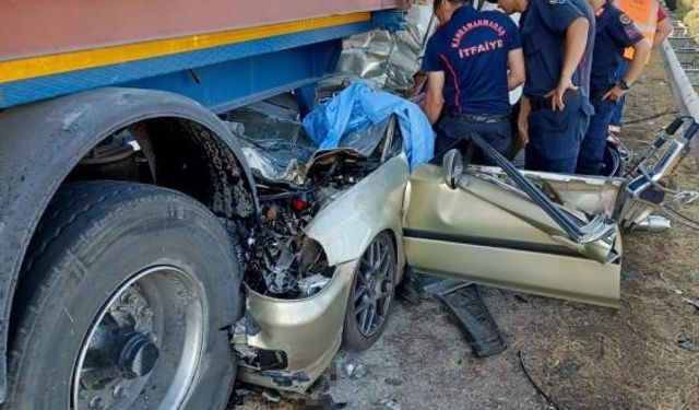 TAG Otoyolu’nda 4 aracın karıştığı kazada 3 kişi öldü