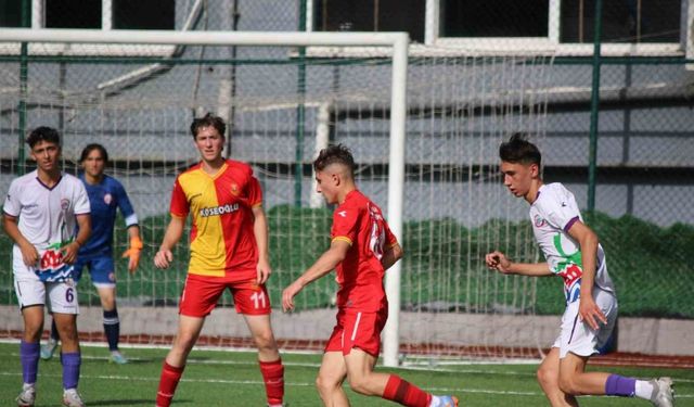 U-17 Türkiye Futbol Şampiyonası Karabük’te başladı