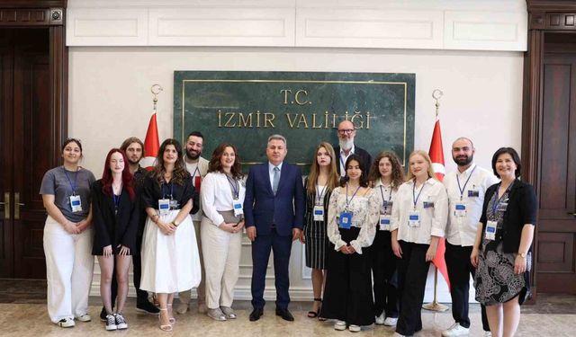 Uluslararası öğrenciler üçüncü kez İzmir’de buluştu