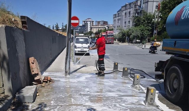 Ümraniye’de Kurban Bayramı sonrası geniş çaplı temizlik