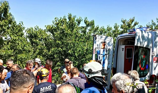 Yalova’da vadiye devrilen traktörün sürücüsü kurtarıldı