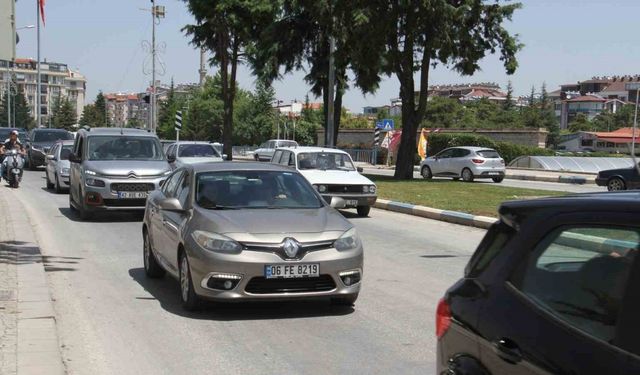 Yeni Konya-Antalya Kara yolunda bayram trafiği yoğunluğu