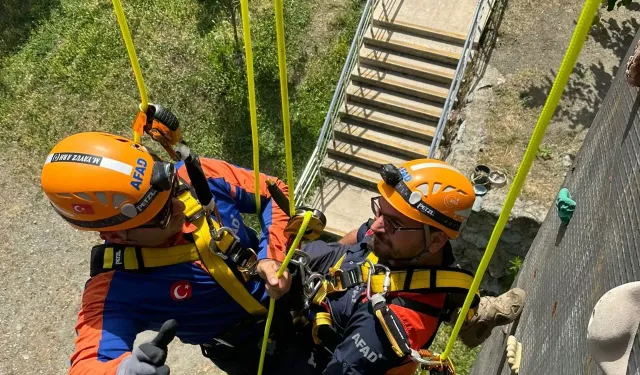 Sakarya AFAD'dan Ekiplerine Özel Kurtarma Eğitimi