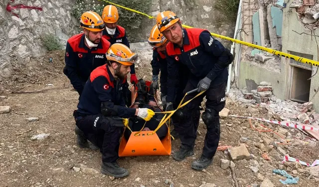 Sakarya AFAD, Bursa'daki deprem tatbikatında yer aldı