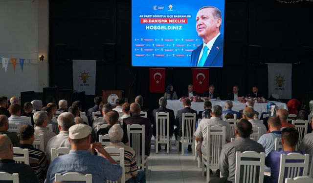 AK Parti Söğütlü ve Ferizli İlçe Danışma Meclisi toplantısı gerçekleştirildi