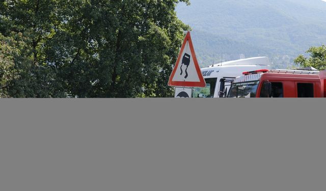 Anadolu Otoyolu'nun Kocaeli kesiminde 2 kişinin yaralandığı kaza ulaşımı aksattı