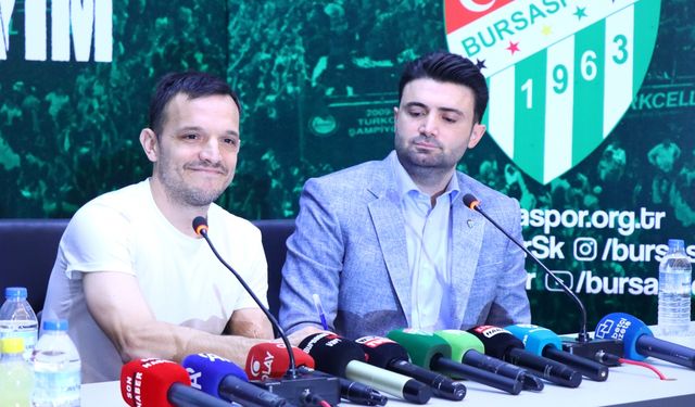 Bursaspor, yeni teknik direktörü Batalla ile sözleşme imzaladı