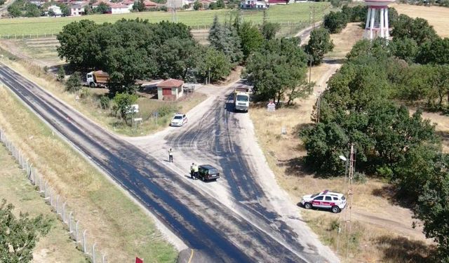 Edirne'de jandarma dron destekli trafik denetimi yaptı