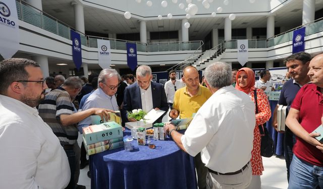 Sakarya'da oto sanatkarları tarihi kitaplaştırıldı