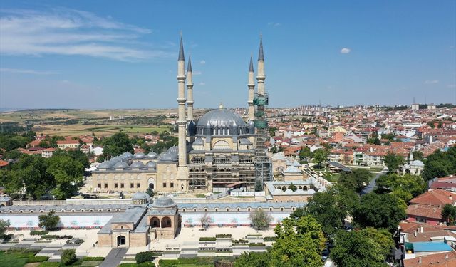 Selimiye Camisi'nin minarelerindeki restorasyon tamamlandı