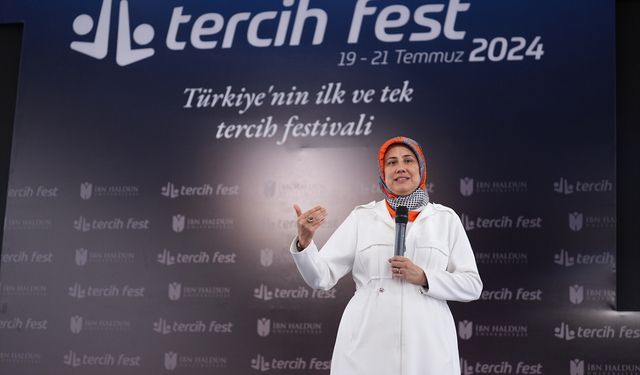 Türk Kızılay Genel Başkanı Yılmaz, TercihFest 2024'te öğrencilerle buluştu: