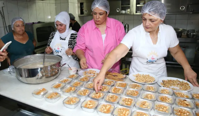 Çiğlili kadınlar aşure atölyesinde buluştu