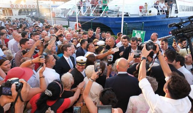 Muğla Büyükşehirden Denizcilik Bayramına çok özel kutlama