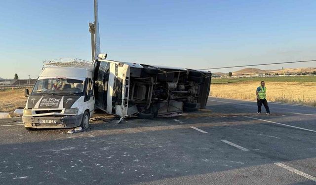 Ankara’da işçileri taşıyan iki araç çarpıştı: 1 ölü, 16 yaralı