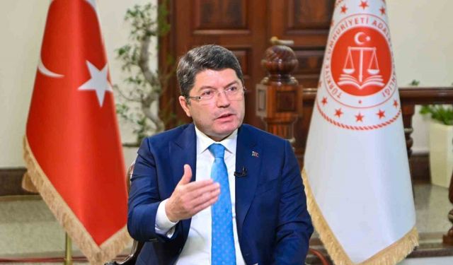 Bakan Tunç: “Türkiye Yüzyılı’nın ilk Yargı Reformu Strateji Belgesi’ni vatandaşlarımızın görüş ve önerisine açtık”